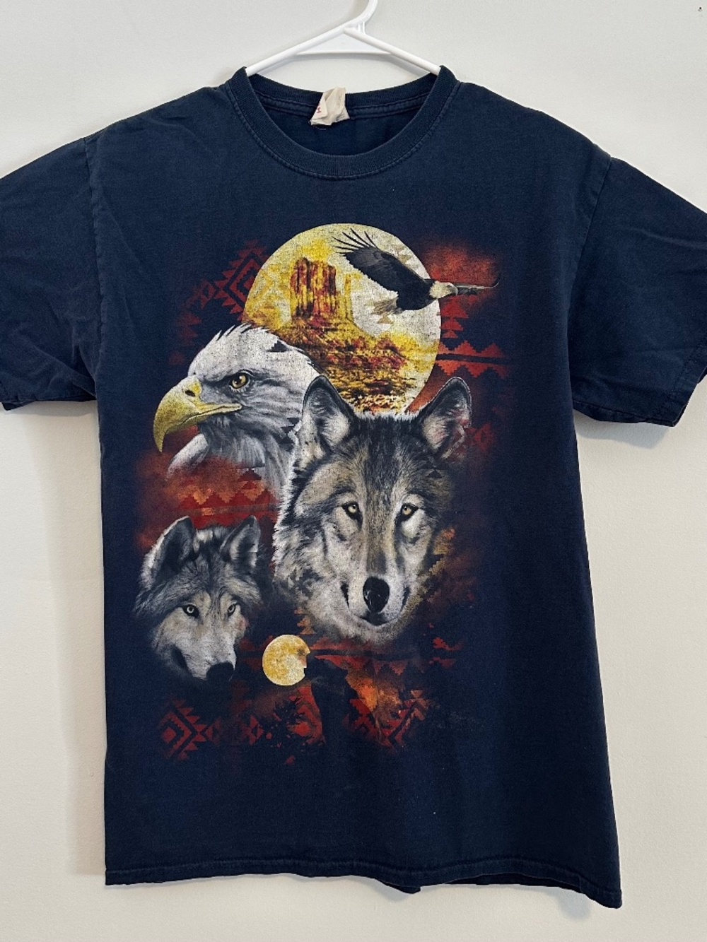 Wolf & Bald Eagle Animal Graphic Print T-Shirt Medium Navy Blue Y2K Short Sleeve